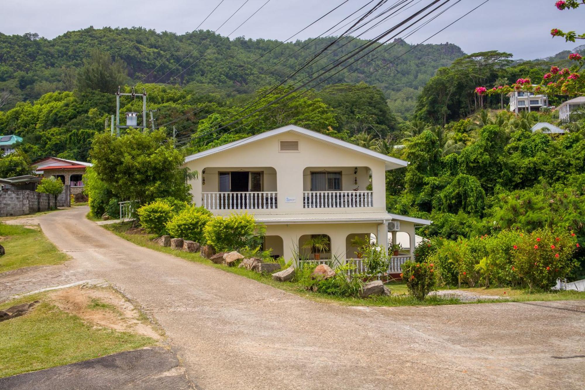 Pointe Au SelL'Echappee Du Capアパートメント エクステリア 写真